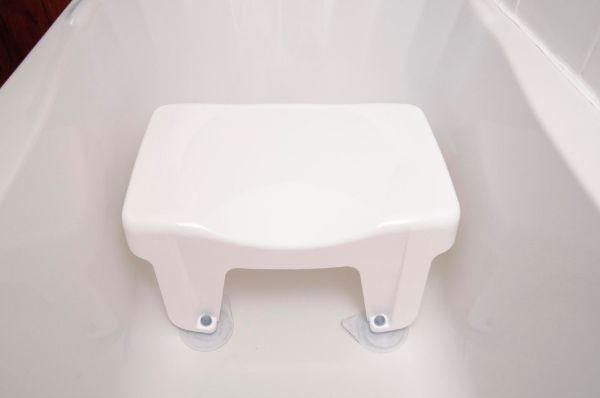 Cosby Bath Seat